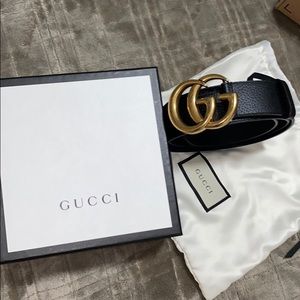 Gucci leather Belt double G buckle